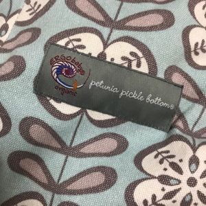 Ergo baby petunia pickle bottom organic carrier